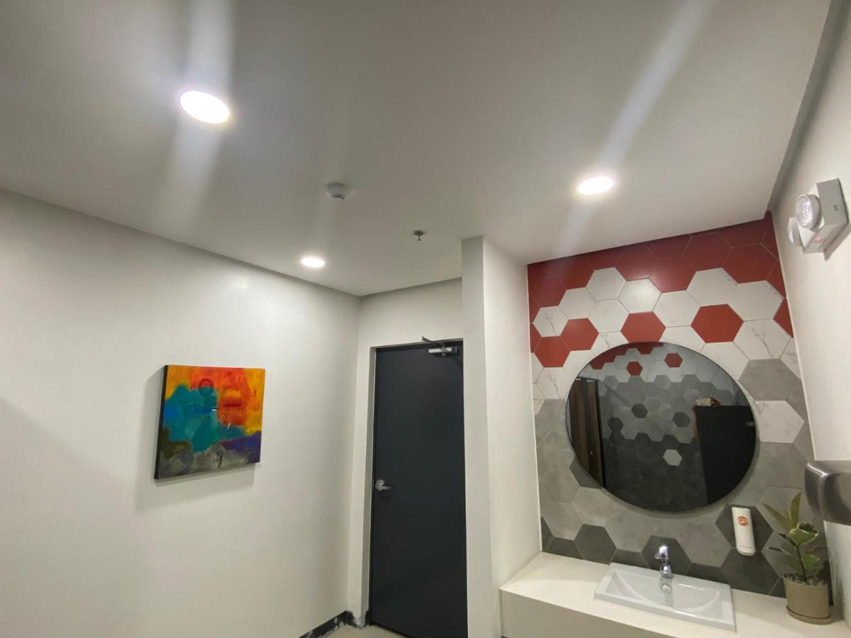 Go Hotels Plus Tuguegarao Bagian luar foto