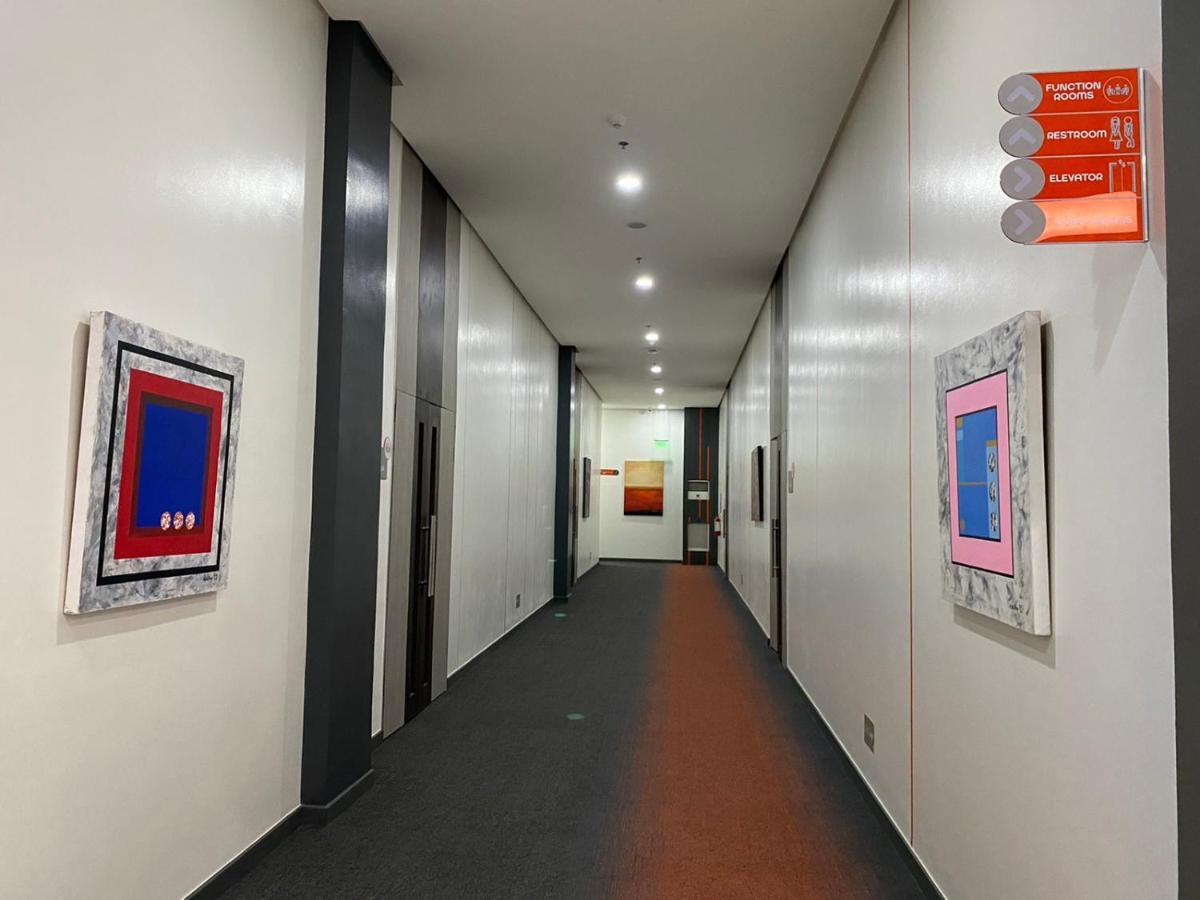 Go Hotels Plus Tuguegarao Bagian luar foto
