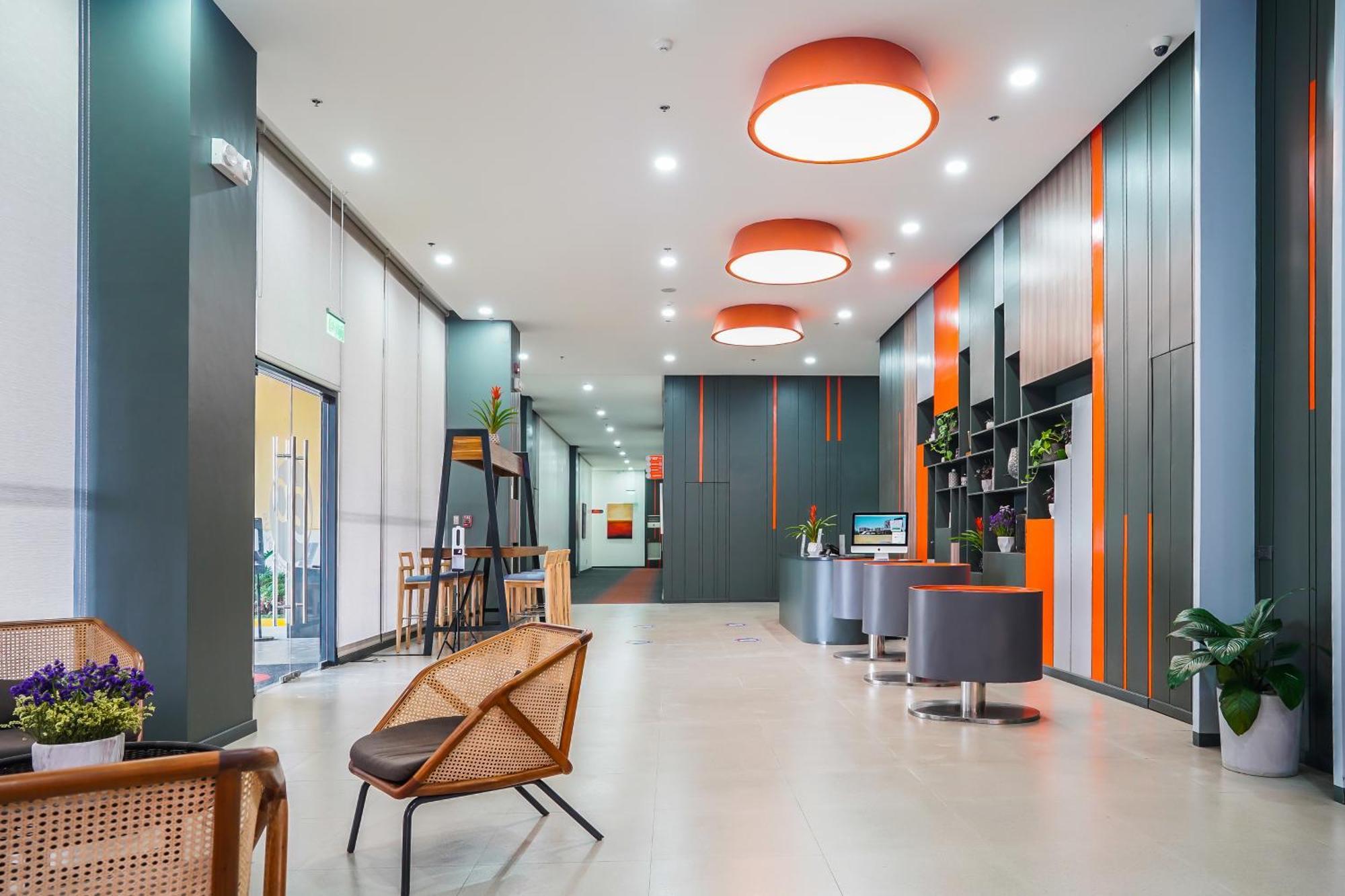 Go Hotels Plus Tuguegarao Bagian luar foto